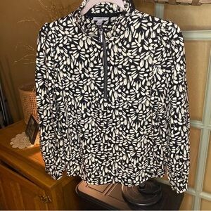 Women’s Size Small Chico's Black and White Shirt